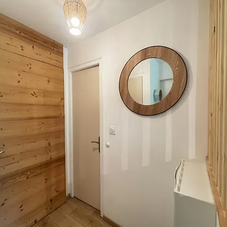 Appartement Rénové Avec Balcon, Proche Centre Samoëns, Parking, Wifi - Fr-1-624-159 *